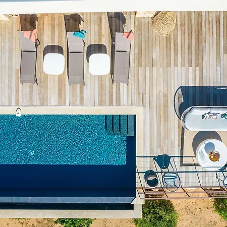 D'architecte - Piscine - Vue Villa